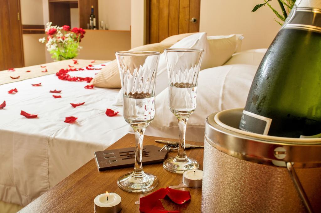 Hotel Mitru - Тариха Екстериор снимка